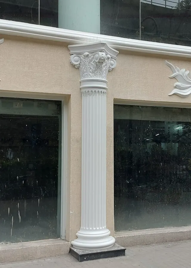 Fluted column and capital at the shopfront, 1 MG Lido Mall