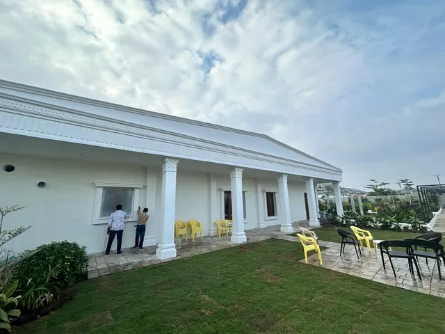 The colonnaded veranda, TDP Office