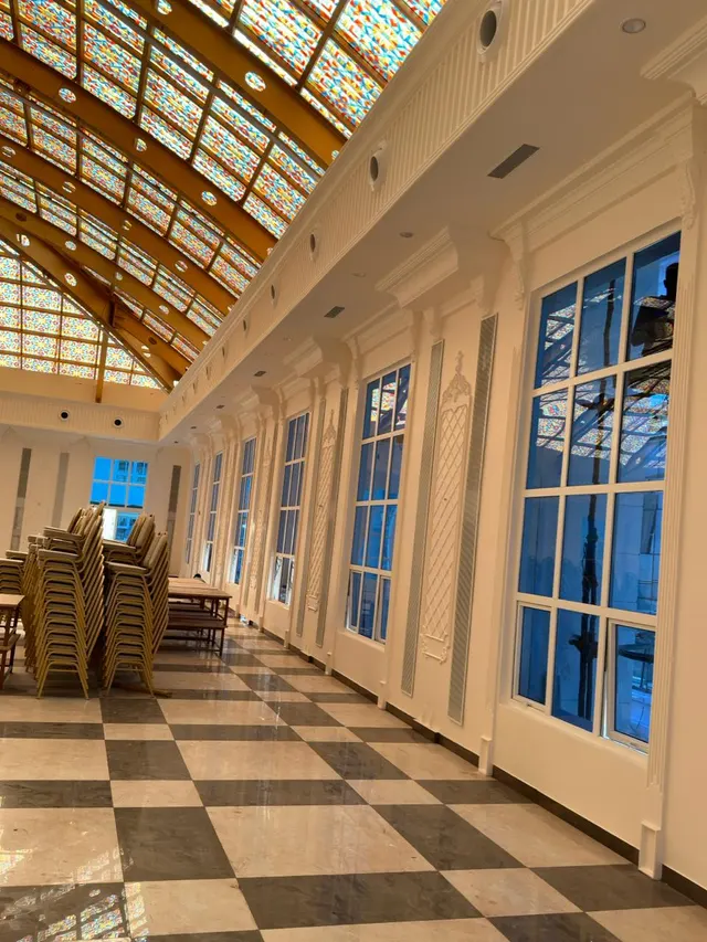 Pilasters and window surrounds inside, Venkatamma Ramaiah Kalyana Soudha